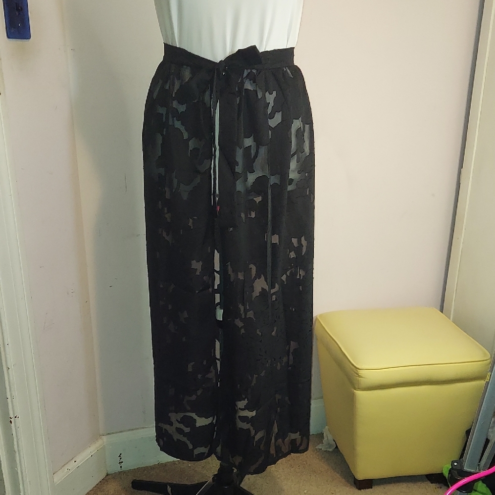 Black  Sheer Over Lay by Aimage